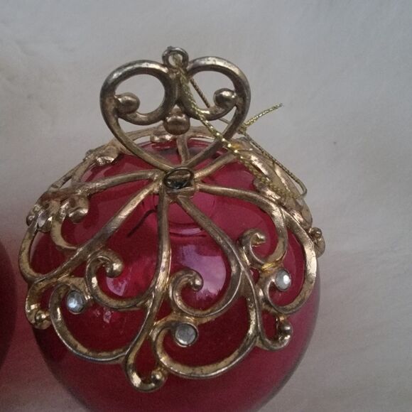 Set Of 2 Glass Ornament Red With Gold Accents - Picture 3 of 4